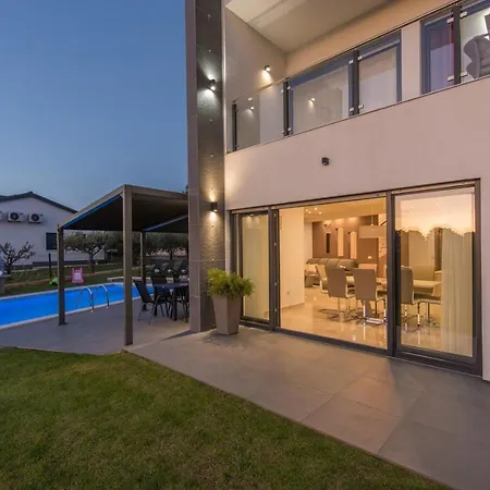 Villa Noa Castellier *