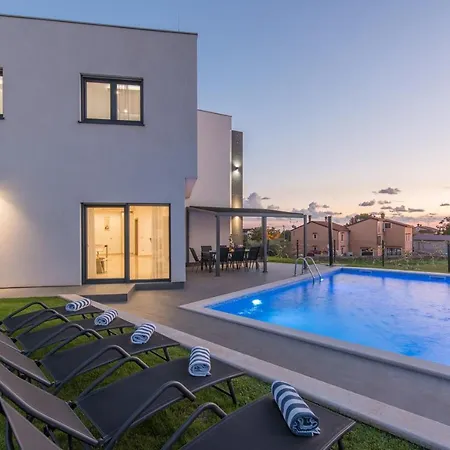 Noa Castellier Villa